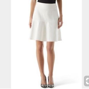 💐 WHBM white pinte flare/ skater skirt